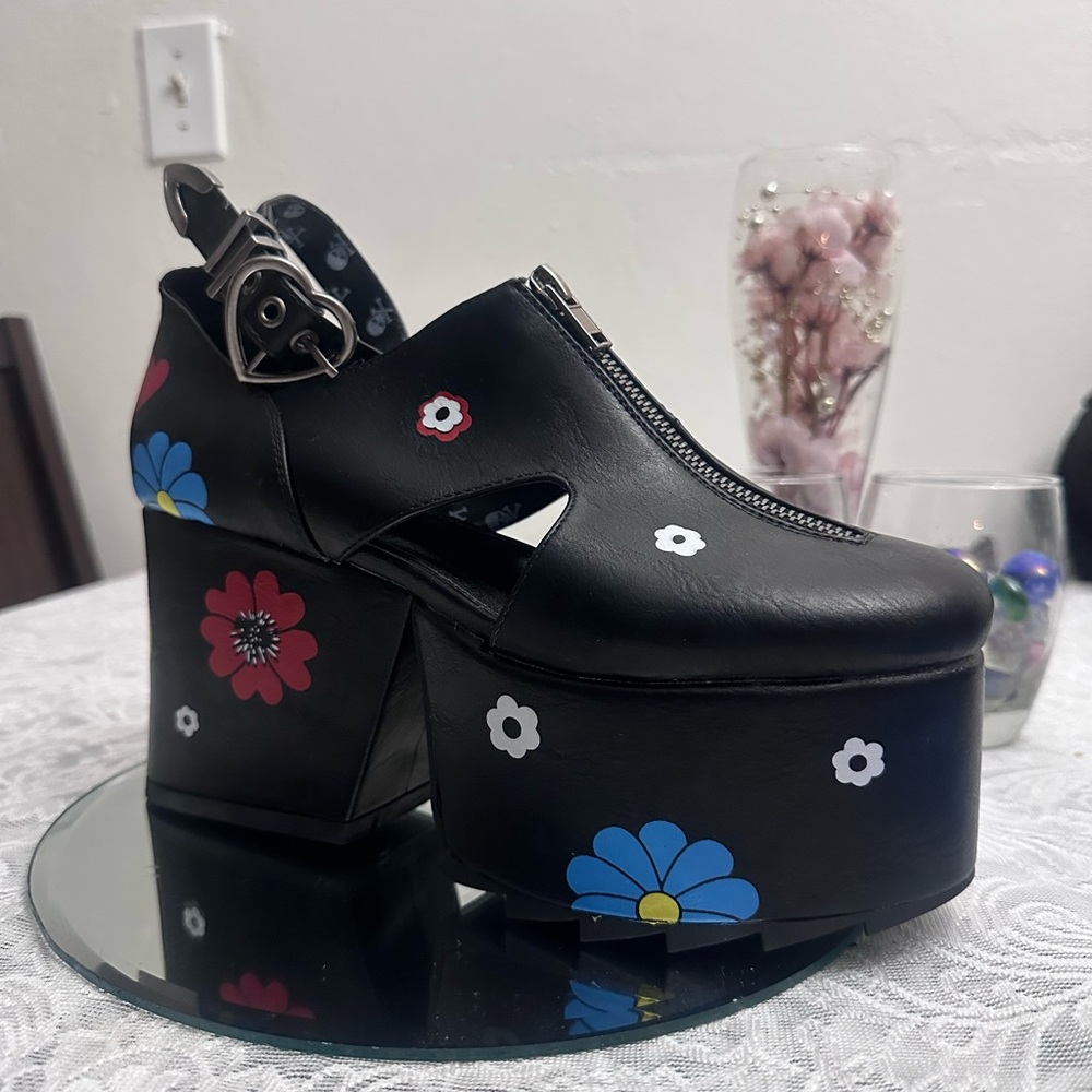 Retro Floral Platform Boots Chunky Heel Statement Alt Fashion Size 9